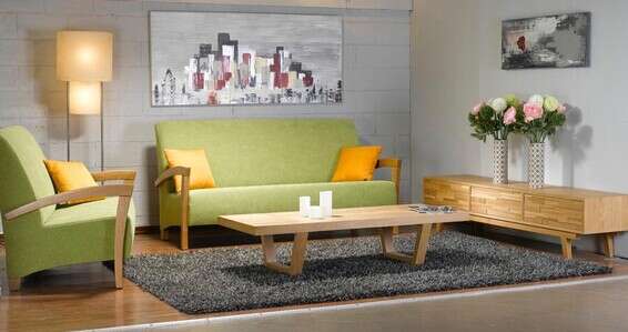 כורסה דו מושבית 1900 שקל, במקום ב-4990 // צילום: ישראל כהן